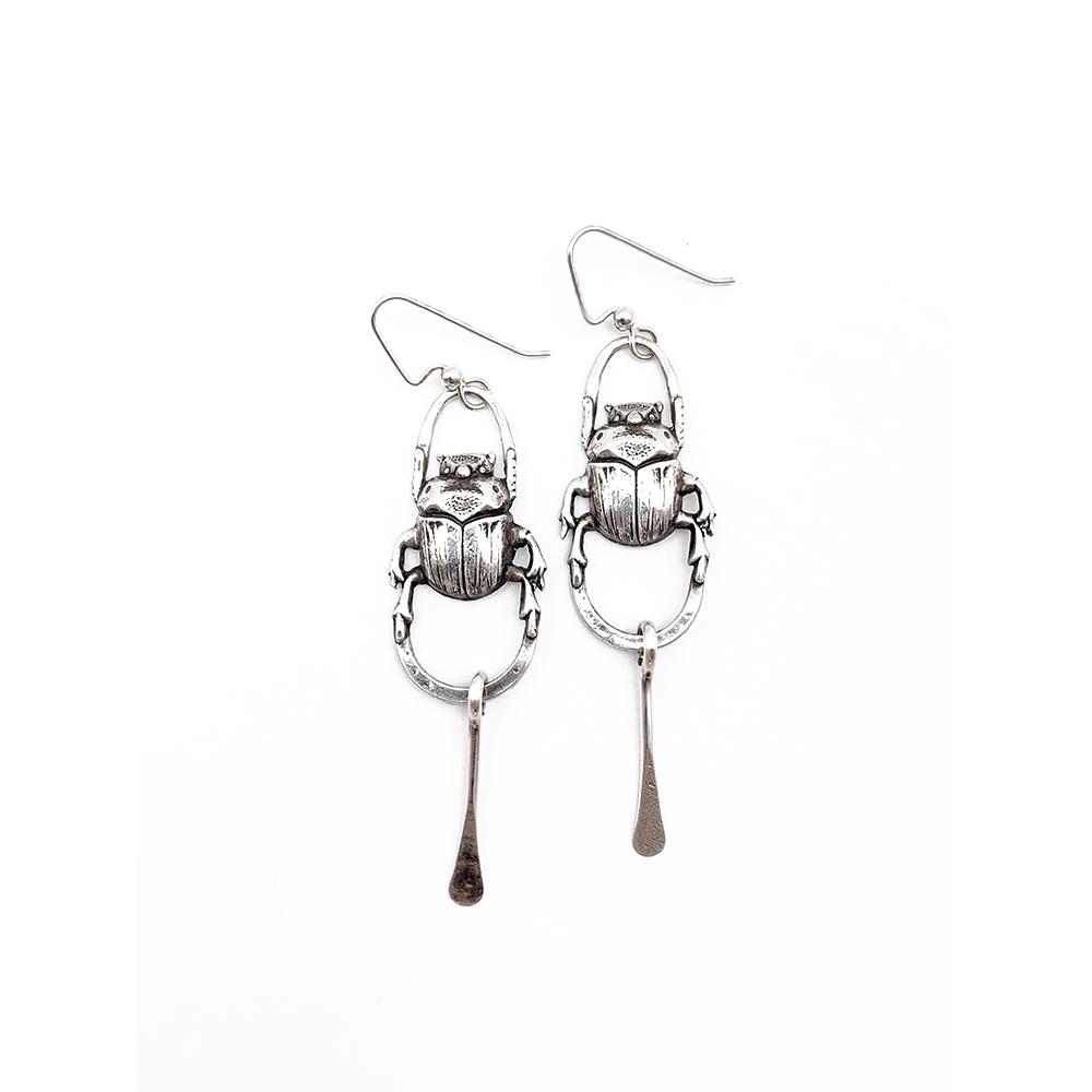 
            
                Load image into Gallery viewer, Junebug Earrings - Salt and Steel Jewelry
            
        